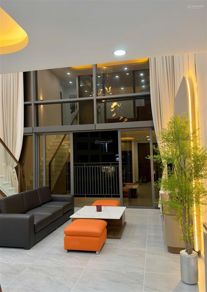 Cho thuê duplex tại căn hộ cao cấp the infiniti, dt 146m2, 3pn, 3wc trang bị full nội thất mới 100%