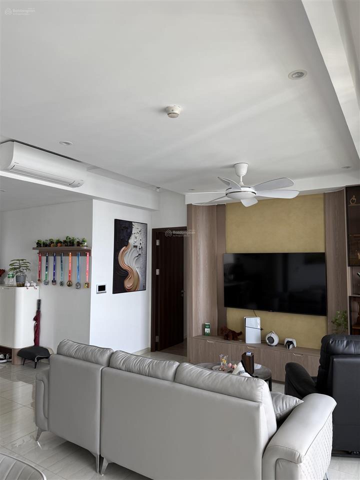 Cho thuê căn hộ 3pn, 3wc tại the infiniti, giá tốt, hướng đông nam, không ồn