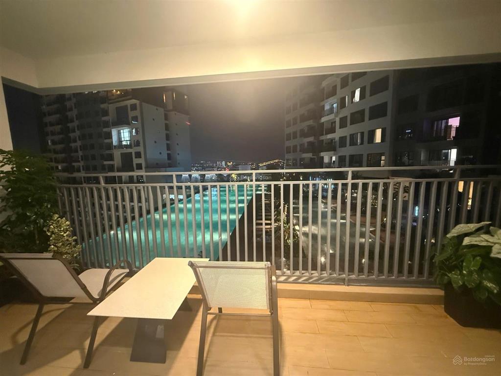 Cho thuê căn hộ the infiniti riviera point, 3pn, 2wc, 129m2 giá tốt ở ngay