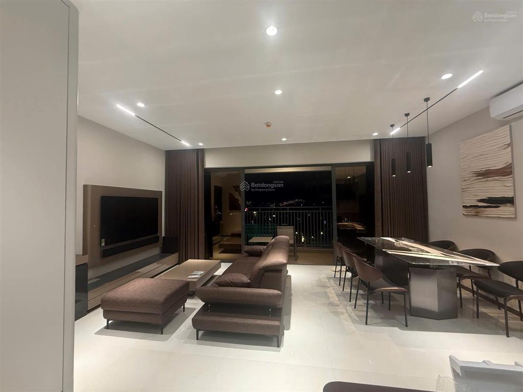 Cho thuê căn hộ the infiniti riviera point, 3pn, 2wc, 129m2 giá tốt ở ngay