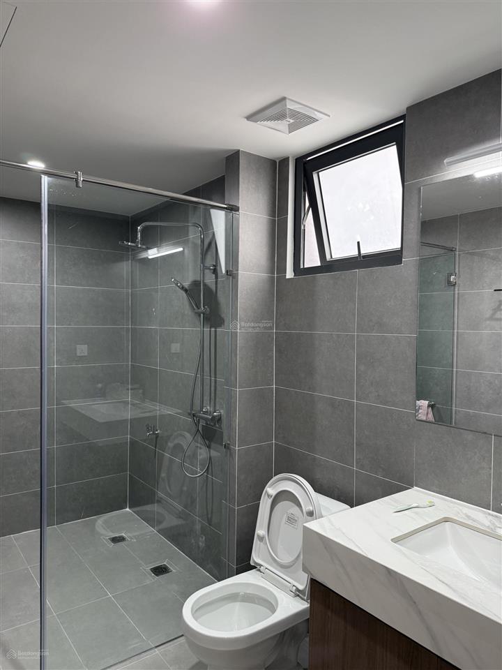 Cho thuê cc 3pn + 2wc tại the infiniti giá siêu tốt chỉ 40 triệu/tháng sẵn thẻ hỗ trợ xem nhà 24/7