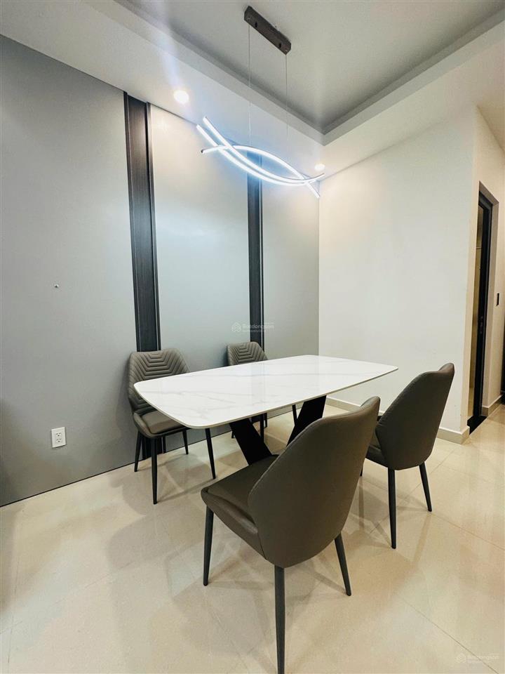 Bán căn góc 2pn rẻ nhất q7 saigon riverside view sông full nội thất giá 3,9 tỷ bao thuế phí