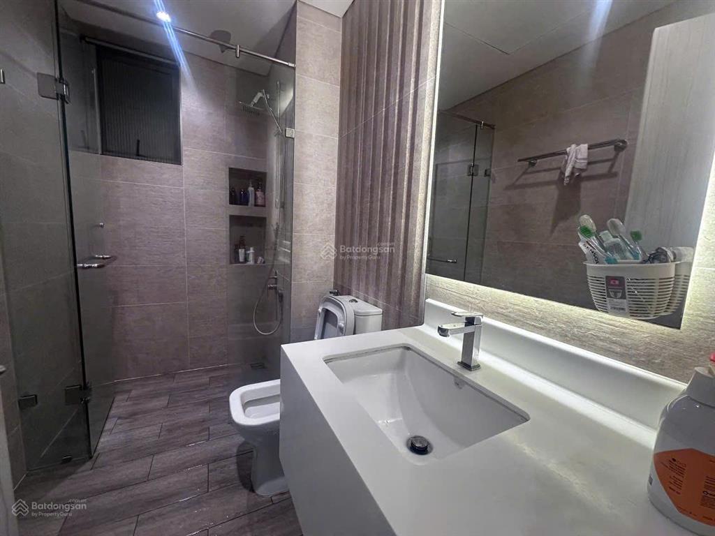 Bán gấp căn 3pn dt 127m2 m6 midtown view trực diện sông | giá tốt thị trường