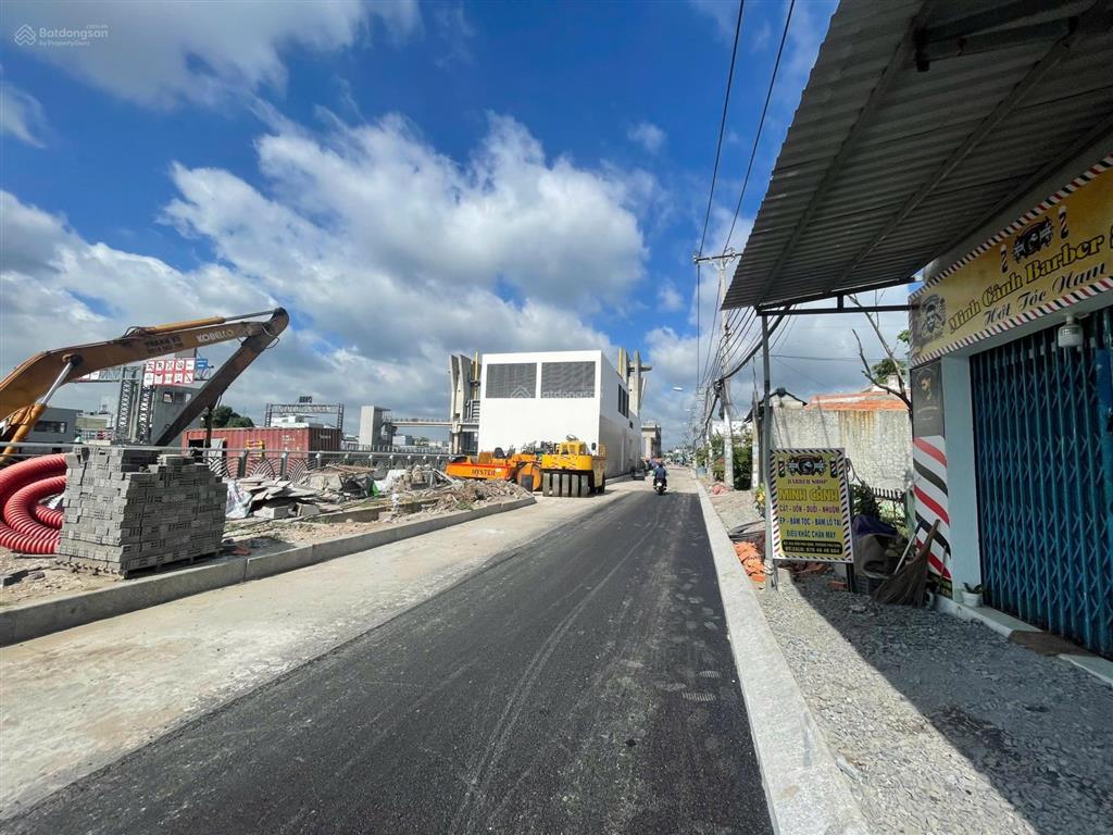 Bán đất tại phú định, hcm. giá 3 tỷ, dt đất 60m2, gpxd trệt + 3 lầu. sổ hồng riêng