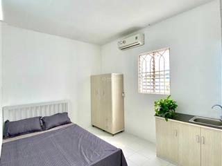 Phòng sẵn nội thất, thoáng mát. 2 phút ra phan xích long