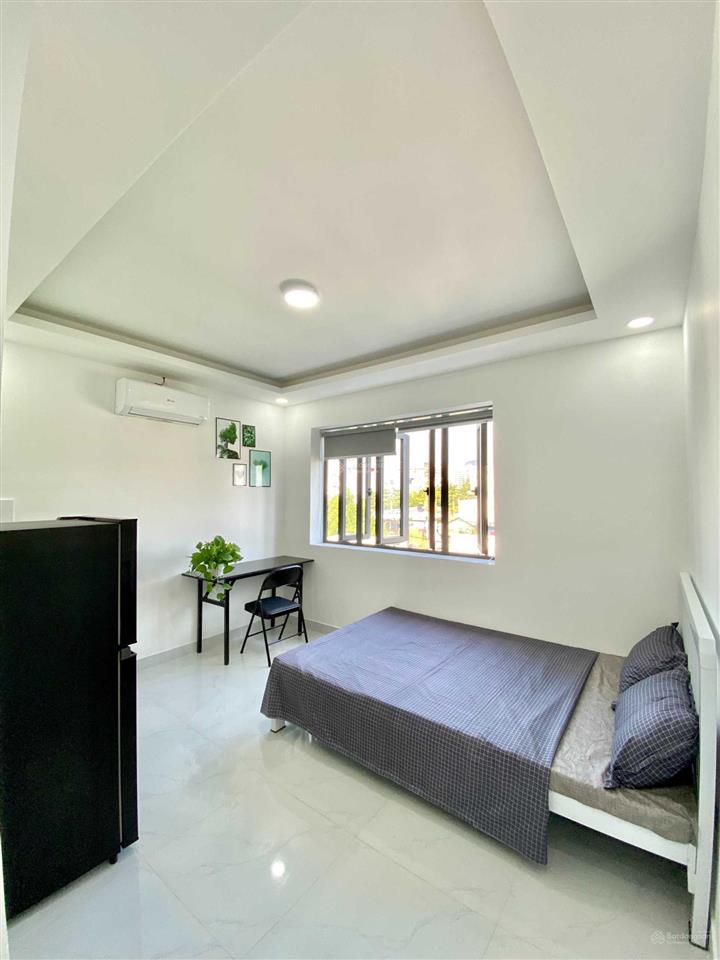 Phòng mới 100% vừa hoàn thiện. ngay chợ nguyễn xí. có thể ở ngay