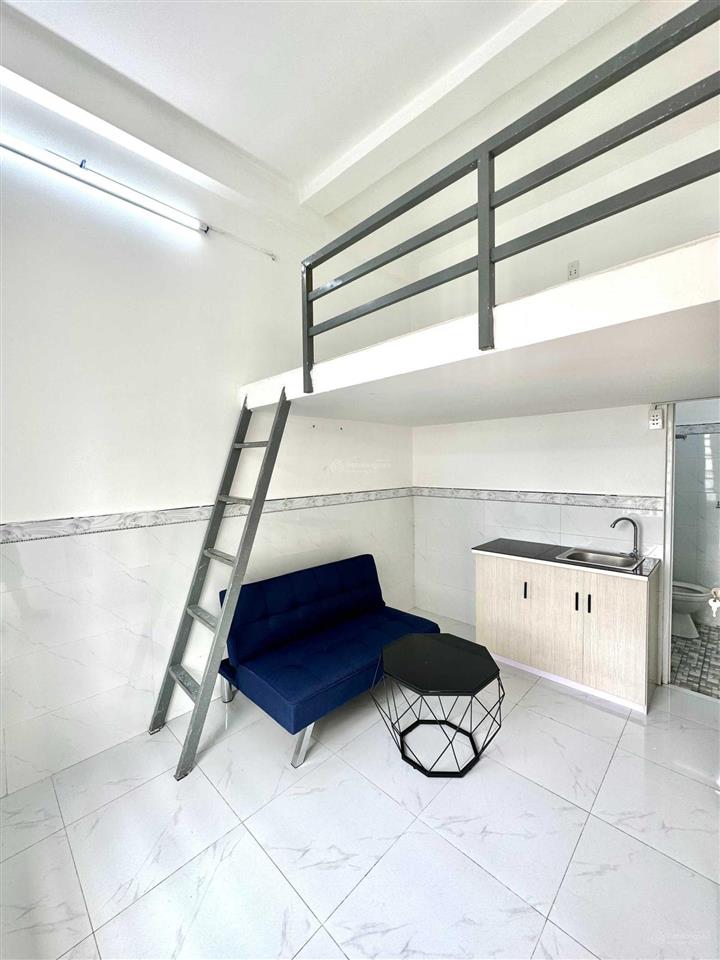 Phòng mới có gác, nội thất, rộng rãi, thoáng mát. gần bệnh viện 175 nguyễn kiệm
