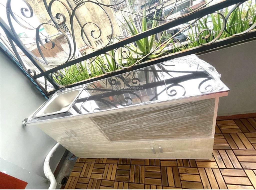 Phòng mới có nội thất, thoáng mát. hẻm 273 nguyễn văn đậu