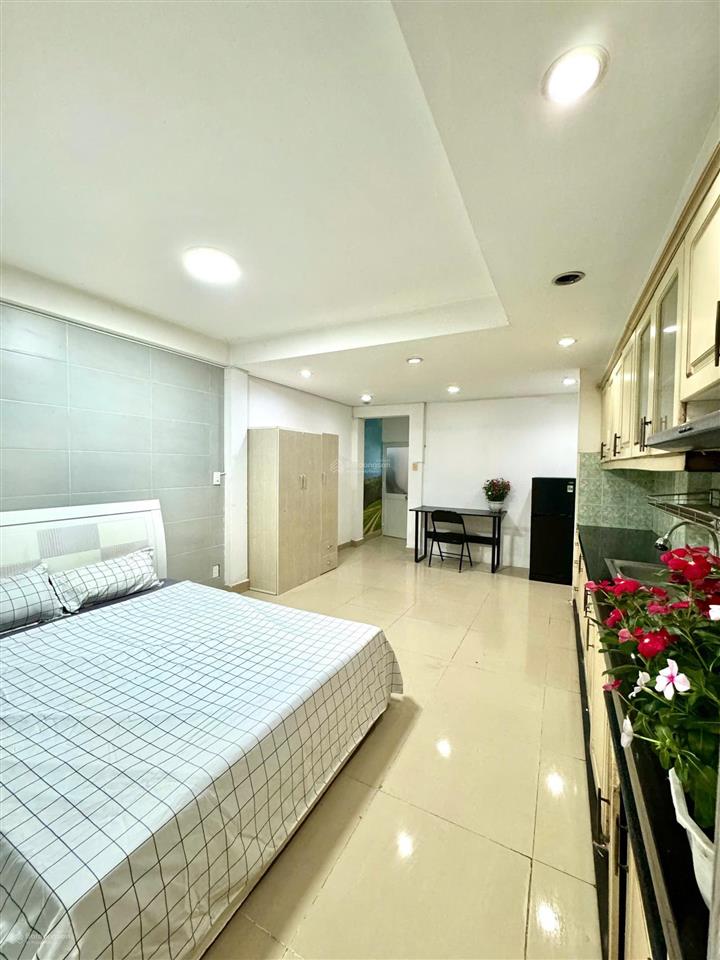 Phòng mới 100% vừa hoàn thiện. ngay nguyễn kiệm, nguyễn văn công