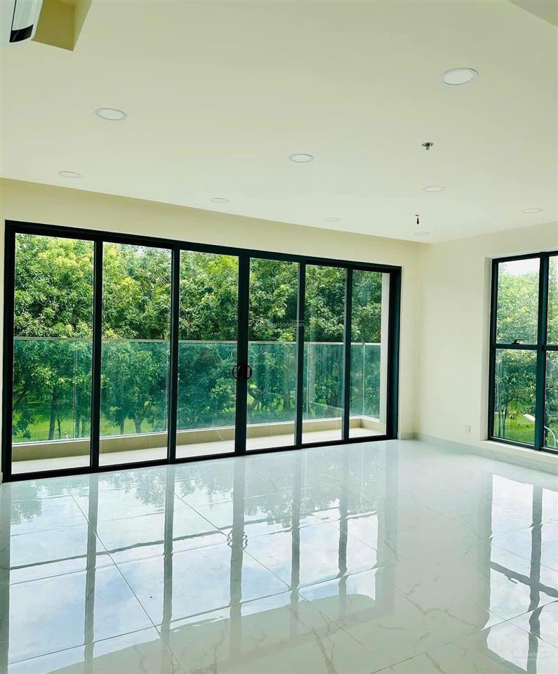 Bán căn 3pn ban công dài 6m giá 9,8 tỷ(102%) diamond centery celadon city, view rừng nguyên sinh