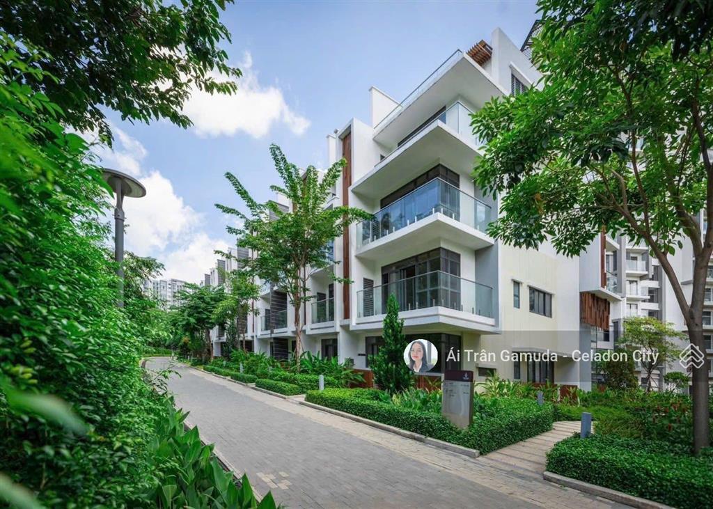 Bán căn glen celadon giá 21.7 tỷ nhận nhà. thanh toán nhanh tặng vàng, 3 năm phí ql. căn view hồ