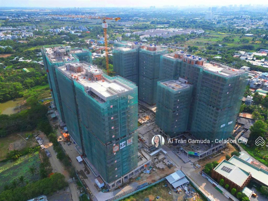 Chính chủ bán giá hd không chênh 82.4m2 tầng 10 view thành phố