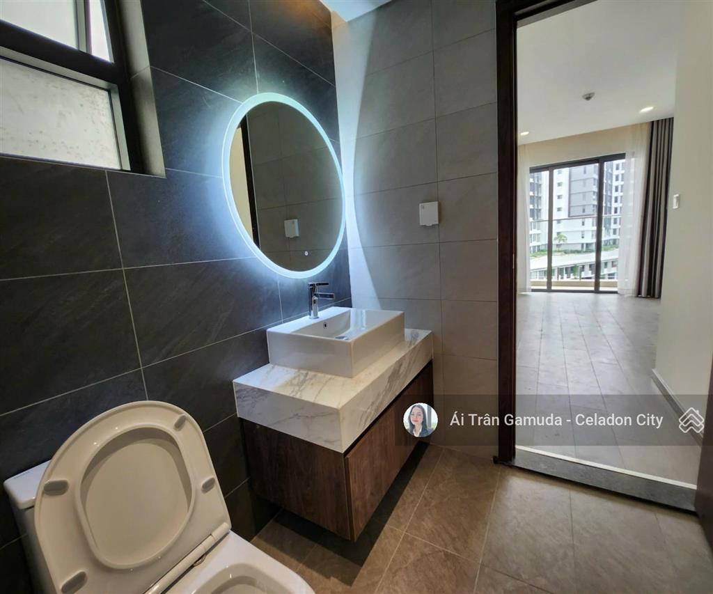 2pn lớn 112m2 diamond brilliant, hướng mát, nhà mới. làm đc 3pn, tầng thấp. hướng đông bắc mát mẻ