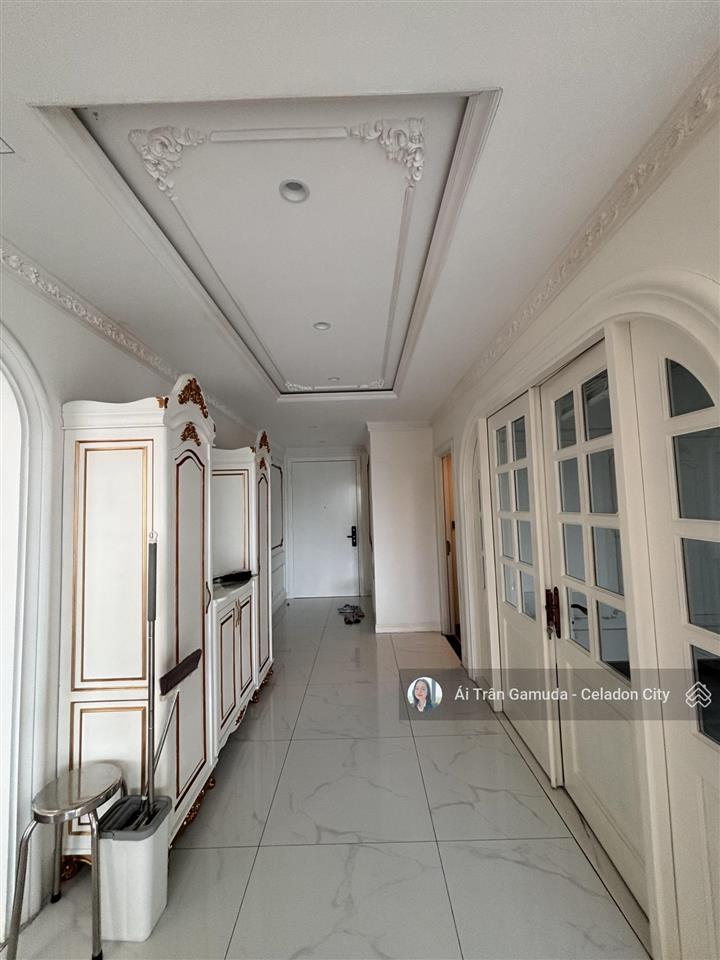 Căn đẹp ban công dài 6m full nt xịn sò. nhà ở được ngay. view hồ bơi tầng 11 đẹp. 3pn chuẩn đẹp