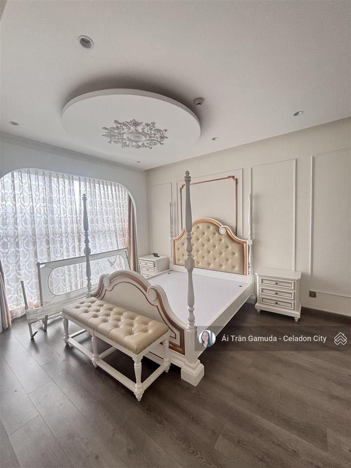 Căn đẹp ban công dài 6m full nt xịn sò. nhà ở được ngay. view hồ bơi tầng 11 đẹp. 3pn chuẩn đẹp