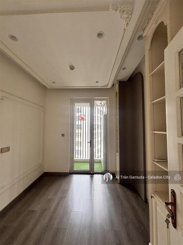 Căn đẹp ban công dài 6m full nt xịn sò. nhà ở được ngay. view hồ bơi tầng 11 đẹp. 3pn chuẩn đẹp