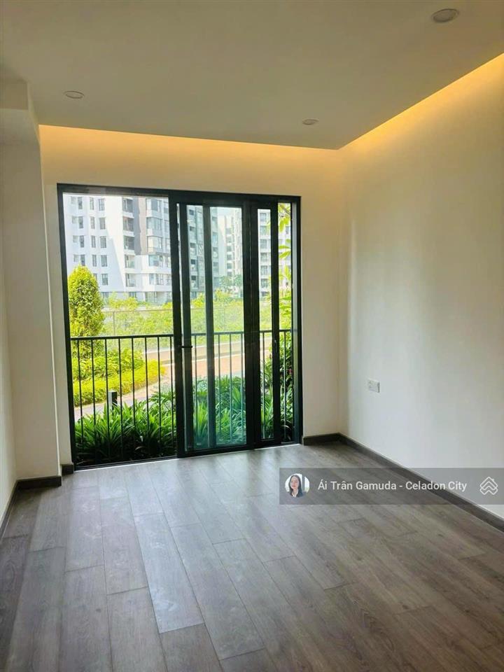 2pn trệt alnata plus ngay hồ bơi, tiện di chuyển. kèm ô xe 17tr. 88m2 rộng thoáng, mát mẻ