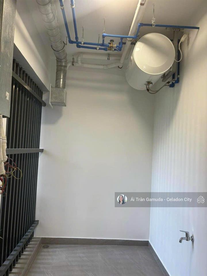 2pn trệt alnata plus ngay hồ bơi, tiện di chuyển. kèm ô xe 17tr. 88m2 rộng thoáng, mát mẻ