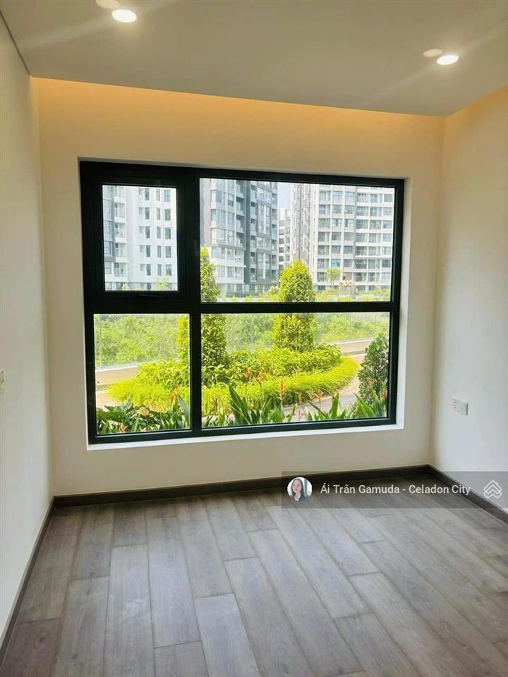 2pn trệt alnata plus ngay hồ bơi, tiện di chuyển. kèm ô xe 17tr. 88m2 rộng thoáng, mát mẻ