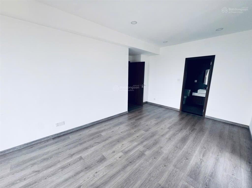 9,1 tỷ căn 3pn 141m2, giá tốt celadon, xem nhà được ngay