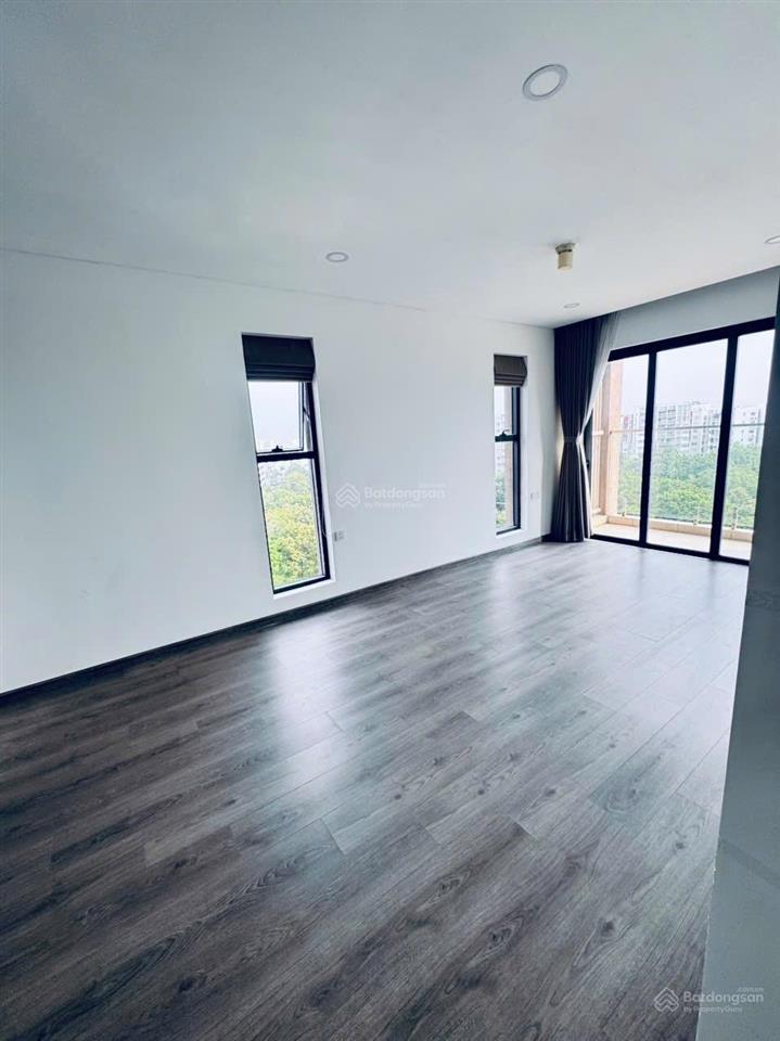 9,1 tỷ căn 3pn 141m2, giá tốt celadon, xem nhà được ngay
