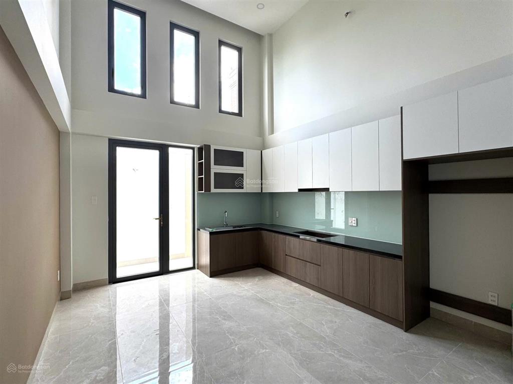 Chủ gửi bán căn nhà hẻm 140 vườn lài, dt 4x15m xây 1 lửng 3 lầu, nhà mới vào ở ngay