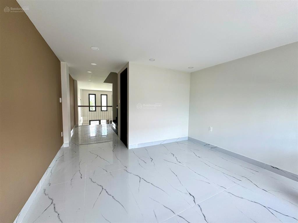 Chủ gửi bán căn nhà hẻm 140 vườn lài, dt 4x15m xây 1 lửng 3 lầu, nhà mới vào ở ngay