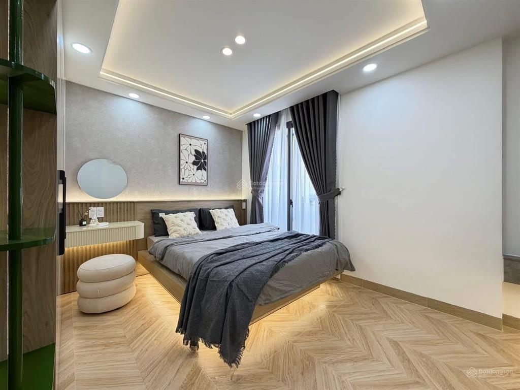 Chdv góc 2mt 4,5x25m hầm 6 lầu full chdv đang khai thác tốt