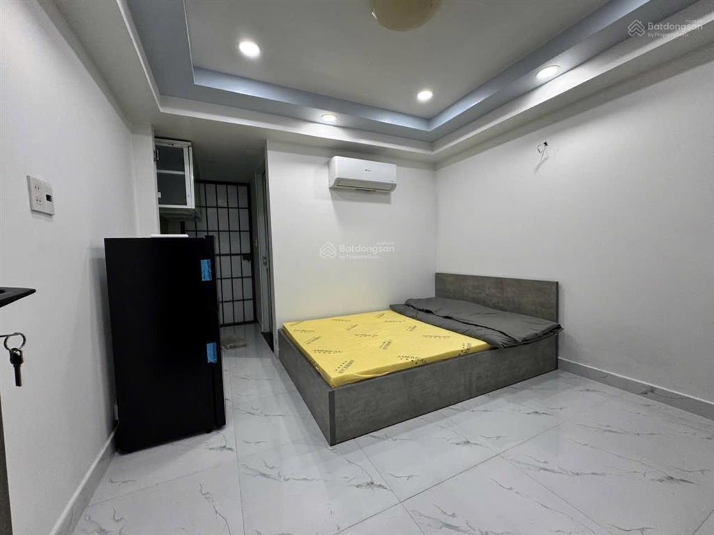 Chdv 5 lầu có thang máy, hxh thích quảng đức, dtcn 60m2 chỉ 8,85 tỷ