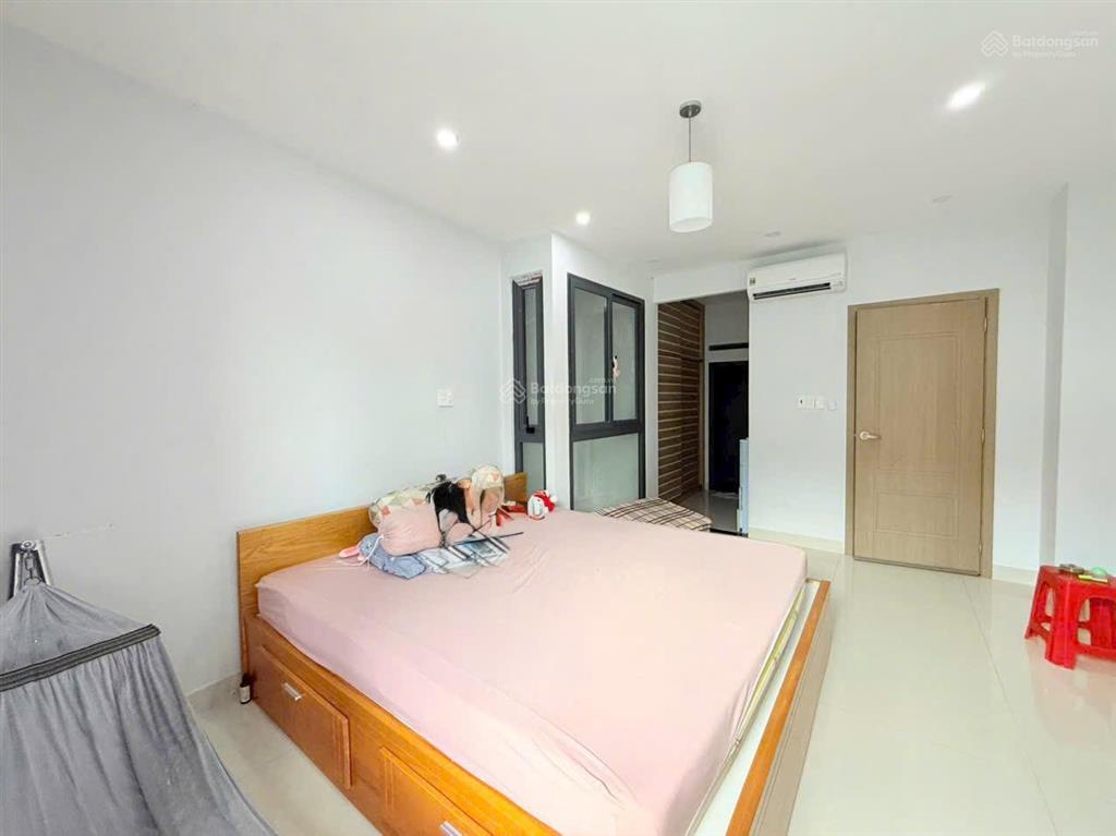 Cho thuê căn nhà 4pn full nội thất ngay lam sơn  cửu long  sân bay
