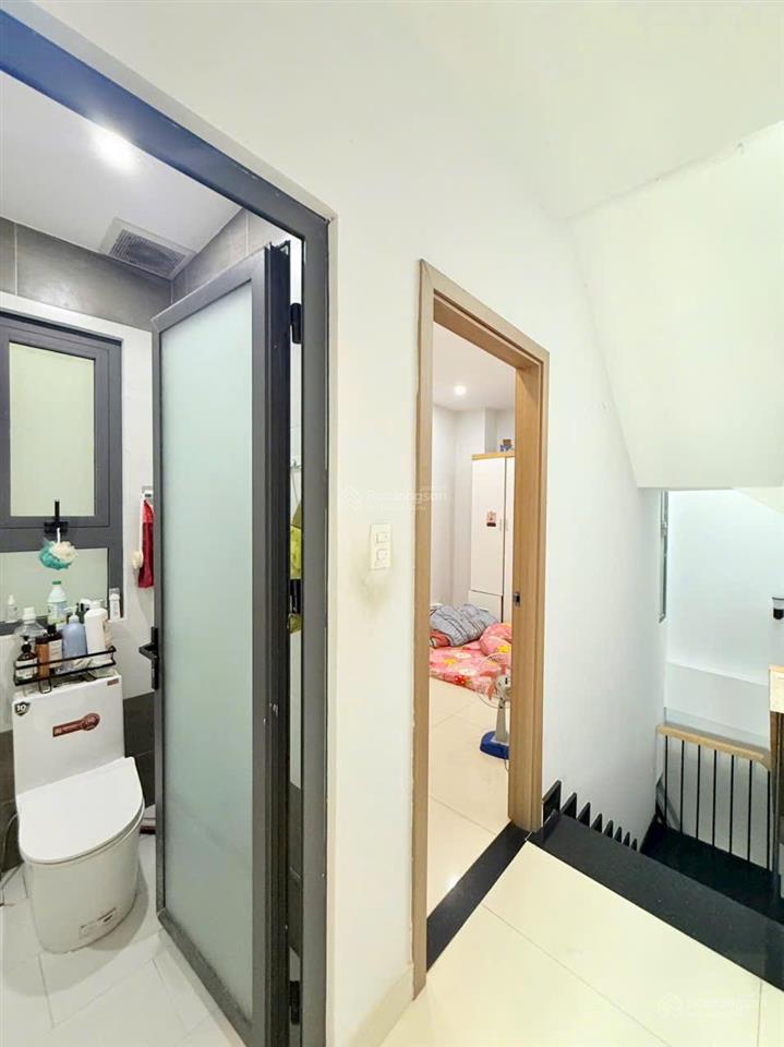 Cho thuê căn nhà 4pn full nội thất ngay lam sơn  cửu long  sân bay