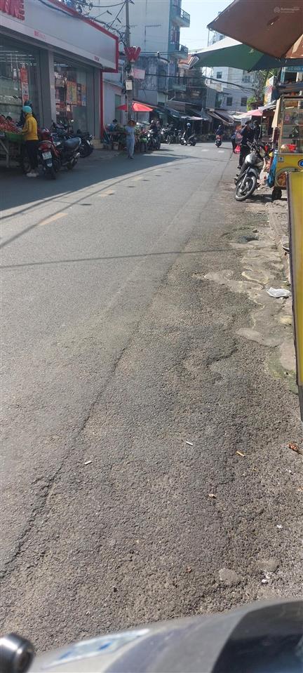 Cần bán gấp căn nhà 4 tấm mới ngay trường đoàn thị điểm, khu cao cấp