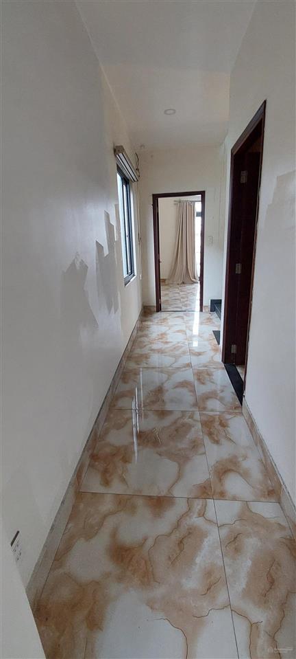 Cần bán gấp nhà mới 3 tấm mtkd sầm uất đường lô tư gần chợ, gần aeon mail tân phú.