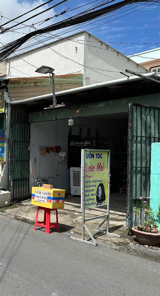 Bán gấp nhà mtkd ngay đoàn nguyên tuấn gần chợ hưng long.