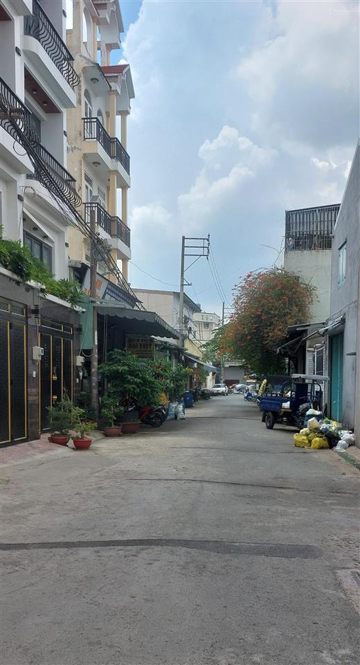 Bán lô đất 30m² hương lộ 2 gần bv bình tân, khu dân cư đông đúc