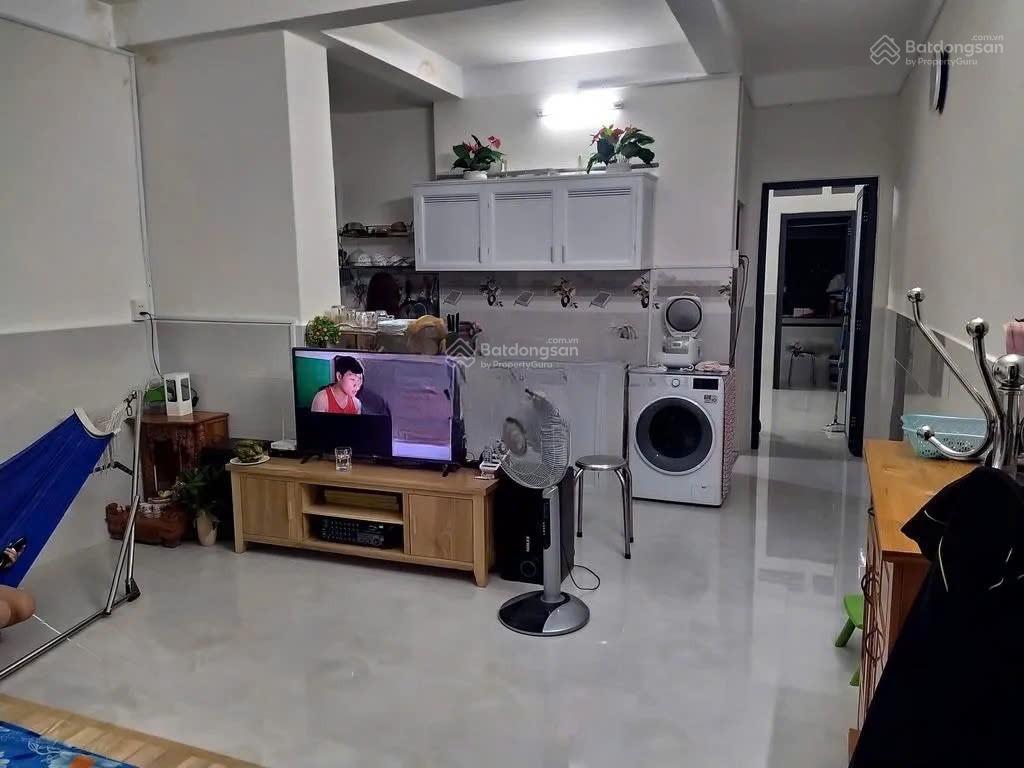 Chia tài sản nên cần bán gấp căn 3 tấm mặt tiền nb lũy bán bích ngay công viên.
