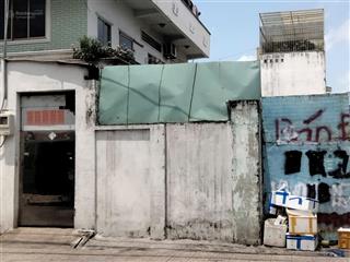 Bán gấp lô đất sát mặt tiền gần ngay ngã tư bốn xã, cách đầm sen chưa đến 10phút
