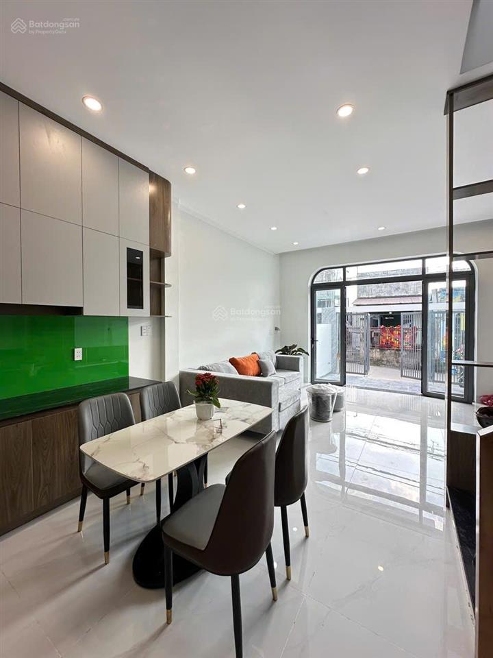 Cần bán căn nhà sổ riêng thổ cư ngay chợ cty changshinh, mới hoàn thiện, nội thất đầy đủ