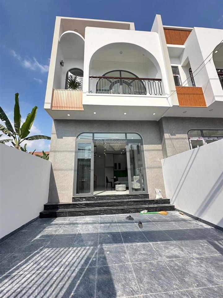 Cần bán căn nhà sổ riêng thổ cư ngay chợ cty changshinh, mới hoàn thiện , nội thất đầy đủ