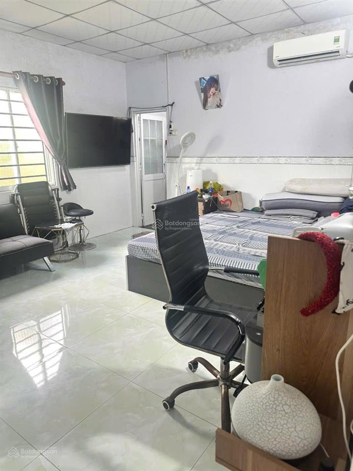 Bán căn nhà vườn mặt tiền buôn bán giá cực tốt sổ riêng thổ cư, gần chợ, trung tâm p. tân triều
