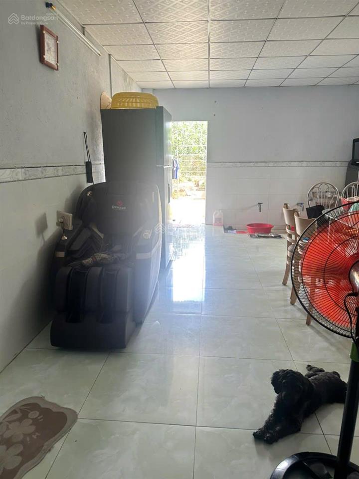 Bán căn nhà vườn mặt tiền buôn bán giá cực tốt sổ riêng thổ cư, gần chợ, trung tâm p. tân triều