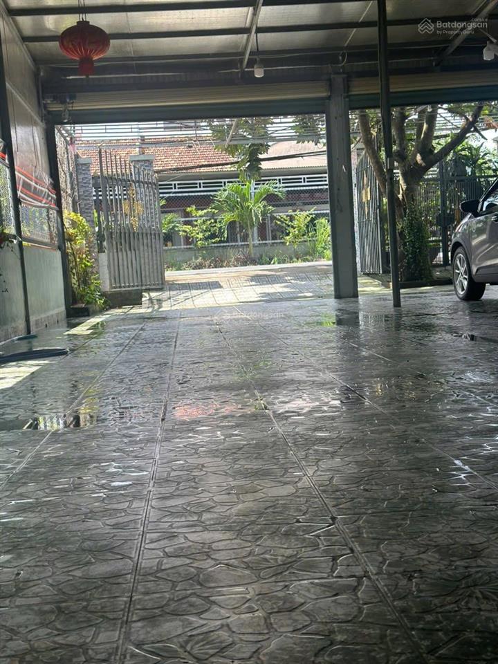 Bán căn nhà vườn mặt tiền buôn bán giá cực tốt sổ riêng thổ cư, gần chợ, trung tâm p. tân triều