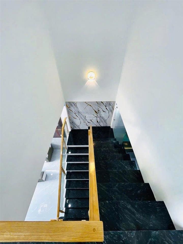 Bán nhà sổ riêng thổ cư trả trước chỉ 1 tỷ2 .ngay chợ công ty changshinh,vị trí đẹp ,phù hợp để ở