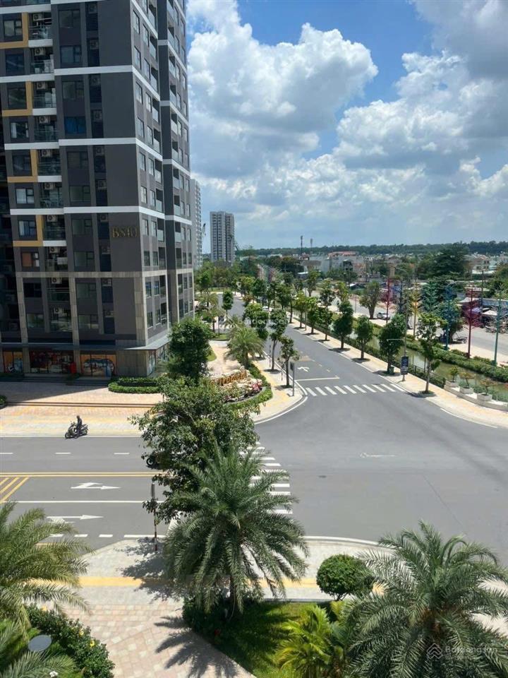 Cho thuê shophouse khối đế mặt tiền vị trí đẹp toà bs15  giá cực tốt chỉ 30tr