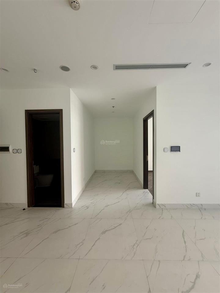 Bán 1pn view hồ bơi beverly giá 3,850ty full tầng đẹp view đẹp