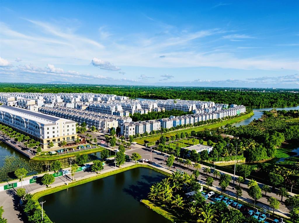 Bán căn 2pn góc bếp đảo view sông đẹp nhất lumière boulevard giá tốt