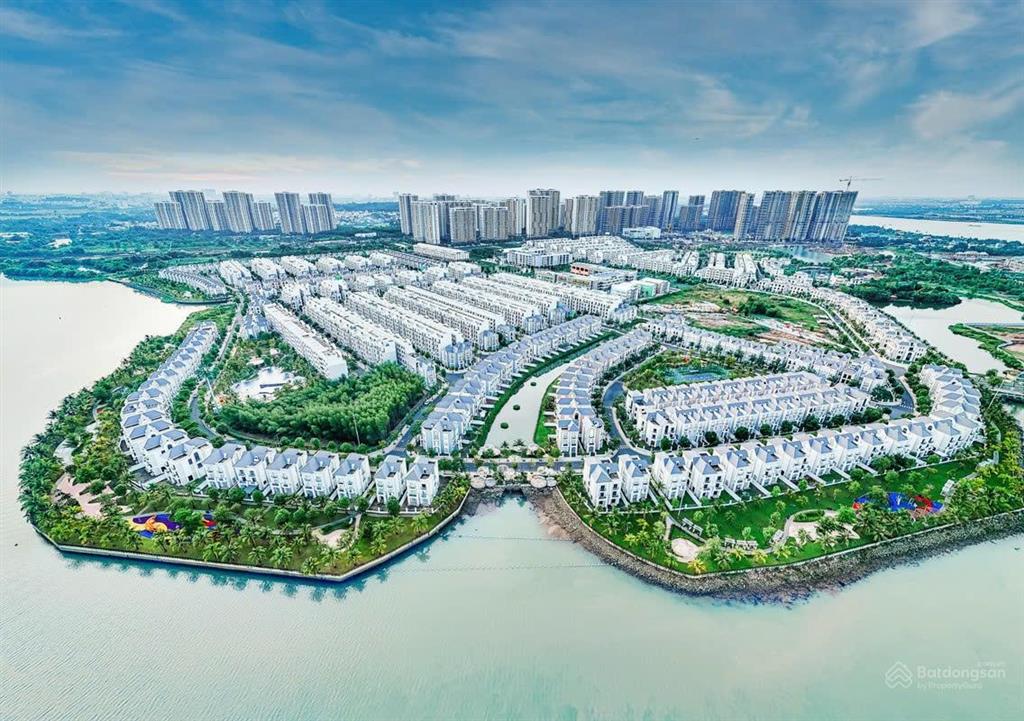 Cho thuê villa 200m phù hợp làm văn phòng hoặc trung tâm đào tạo dạy học