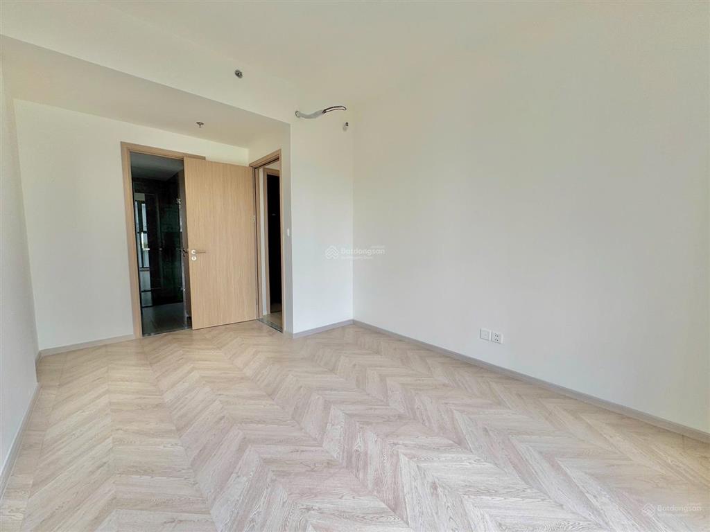 Bán 2pn lumière boulevard view đẹp thoáng giá chỉ 4,350 tỷ