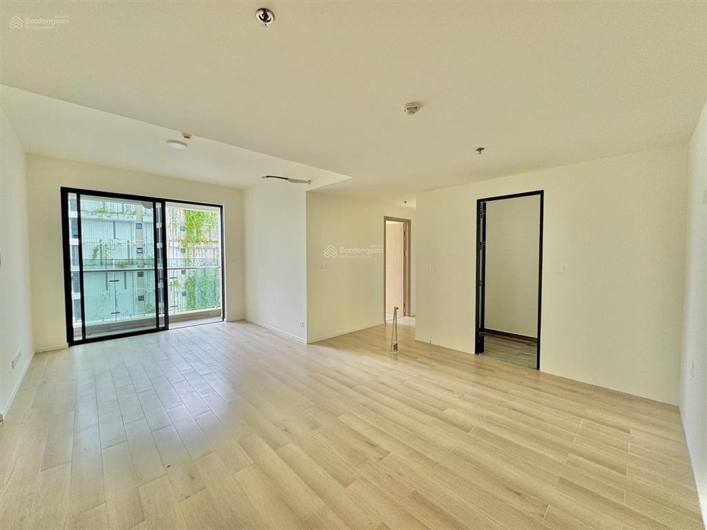 Bán 2pn lumière boulevard view đẹp thoáng giá chỉ 4,350 tỷ
