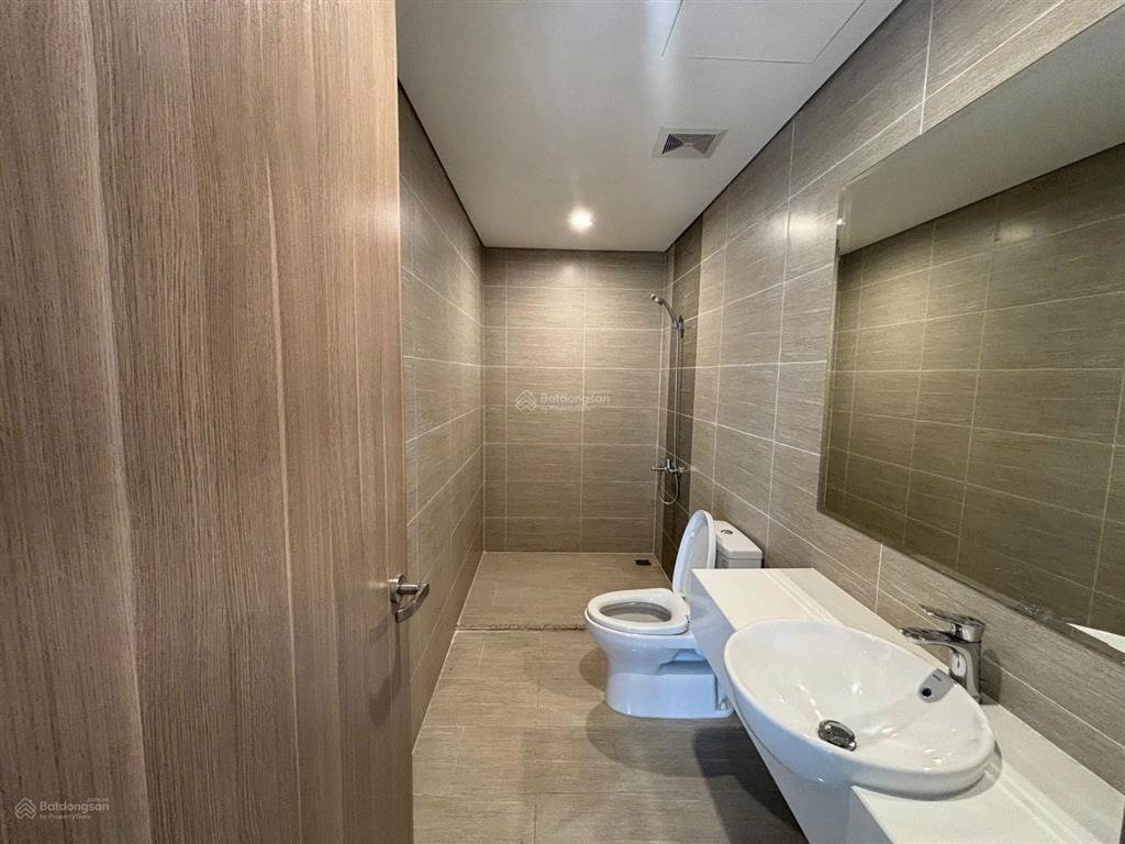 Cho thuê 3pn rainbow bếp rèm giá chỉ 9 triệu/tháng view nội khu hồ bơi